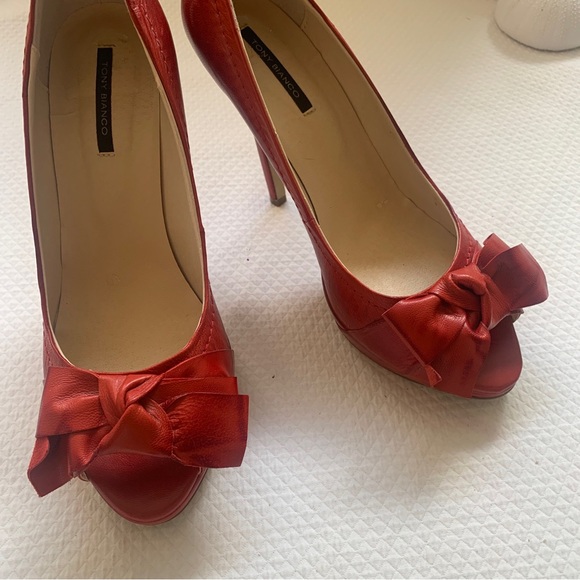 Tony Bianco Womens Red Leather Pump Stiletto Heels Peep Toe Slip On Size 8.5 - Picture 12 of 14